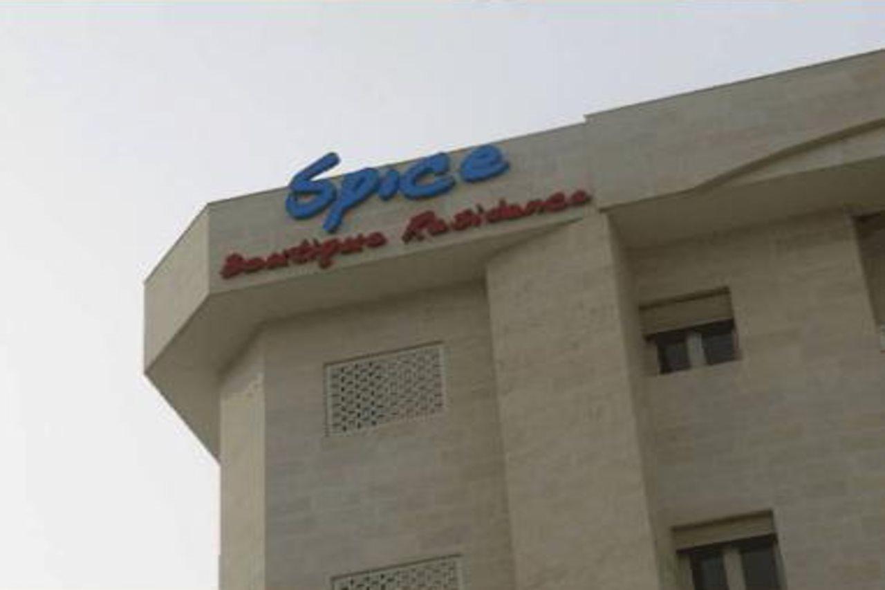 Spice Hotel Kuwait City Exteriör bild